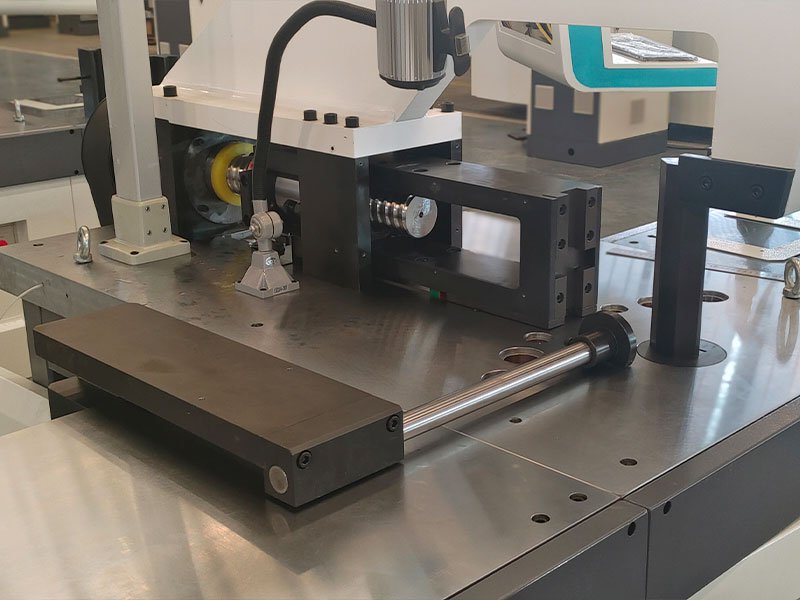 cnc-busbar-machine-5